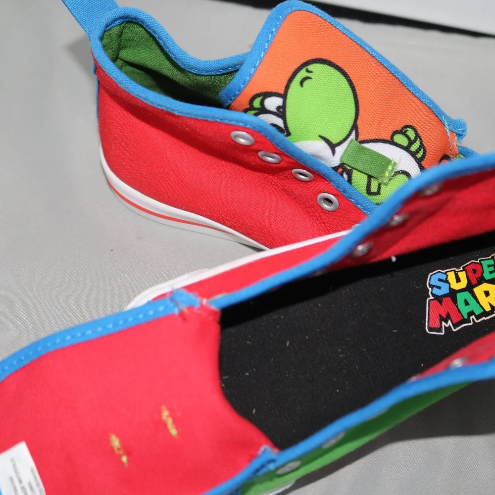 Super Mario shoes with nintendo switch  And luigi's mansion game - Picture 4 of 4